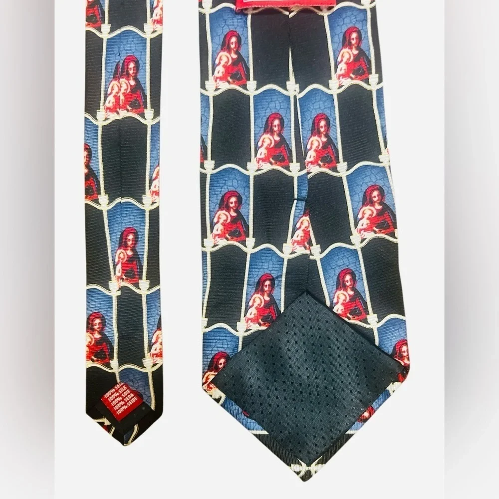 Belk- MARY holding JESUS  Blue and Red Patterned Tie
